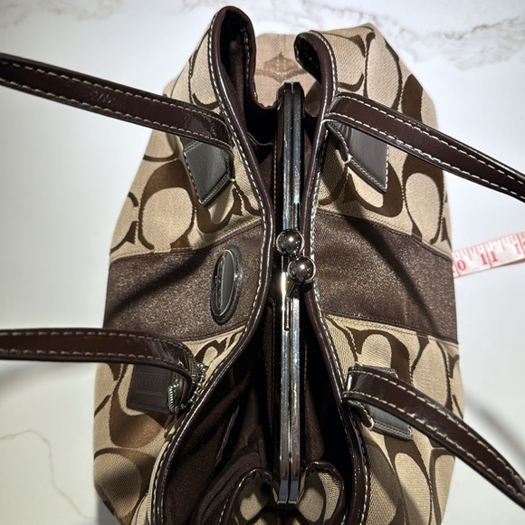 NWOT COACH F17424 Signature Bag, Vintage Tan/Brown Canvas Metallic Trim - Picture 2 of 16